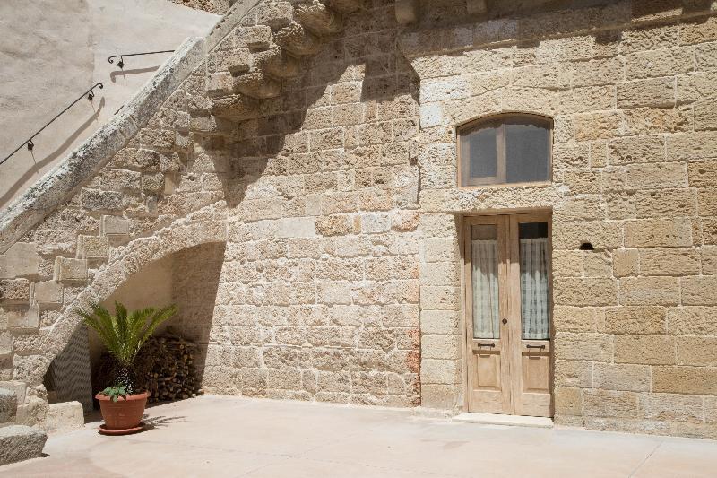 Historia- Dimore Corte Chiesa Corigliano d'Otranto Exterior foto
